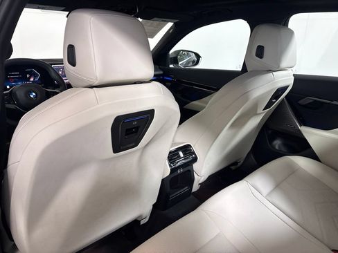 Certified 2026 BMW 530i w/ Premium Package RWD image 29