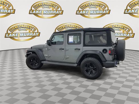 Used 2018 Jeep Wrangler Unlimited Sport S image 9