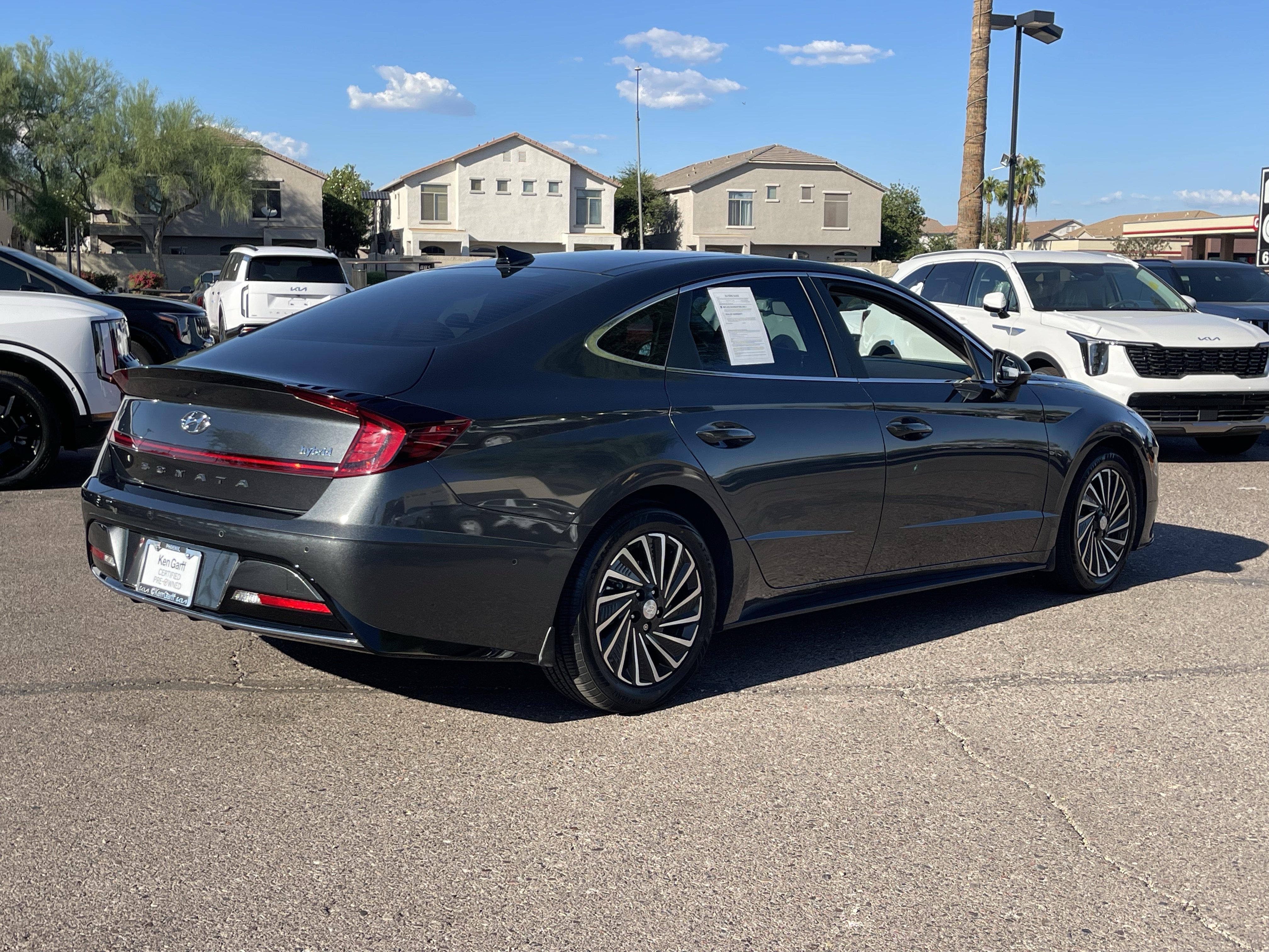 Used 2023 Hyundai Sonata Limited FWD image 3