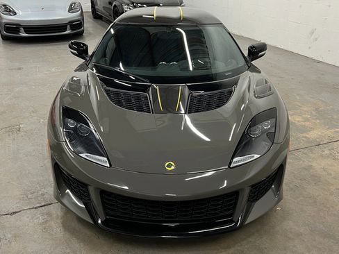 Used 2021 Lotus Evora image 23