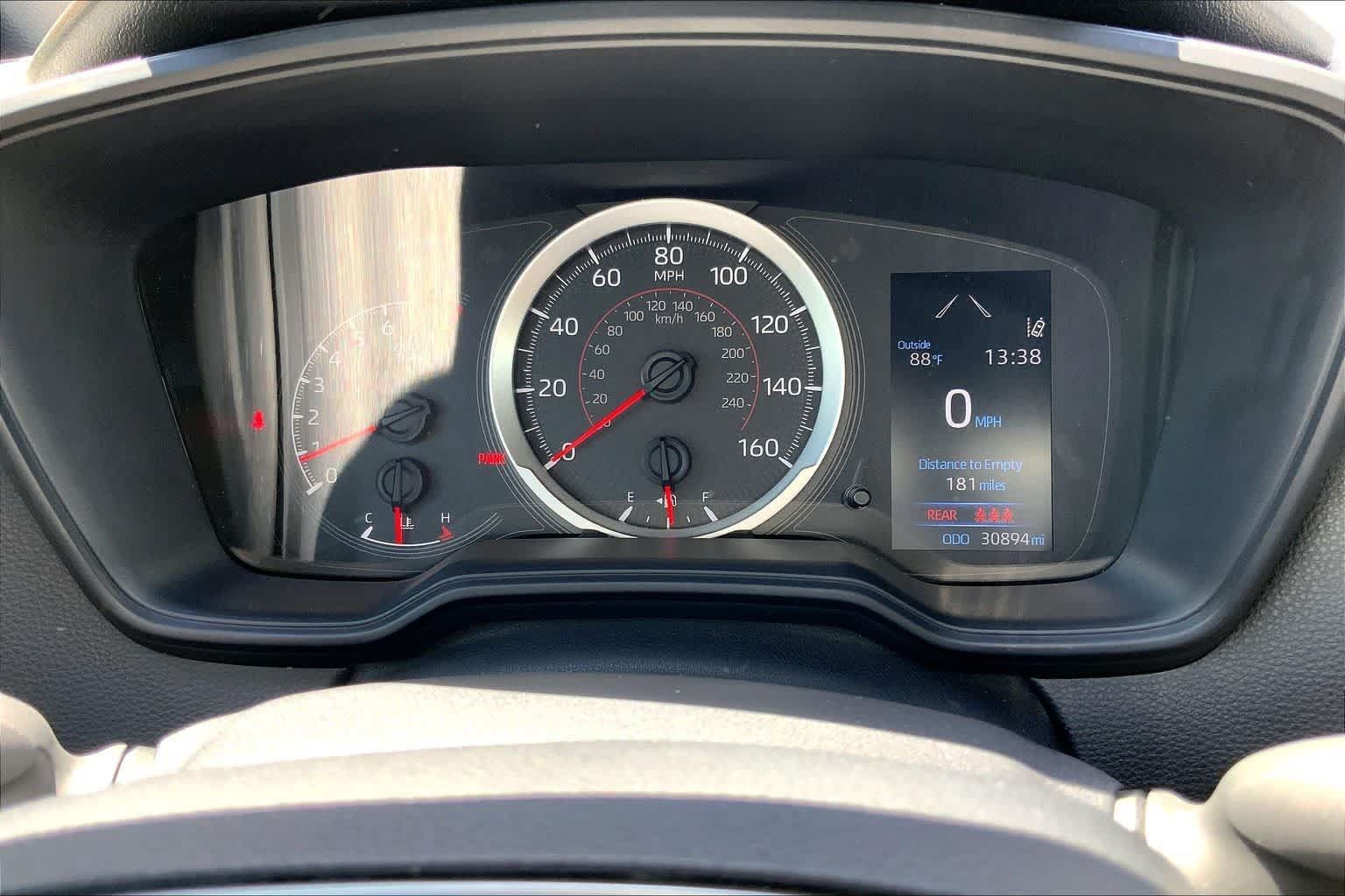 Used 2022 Toyota Corolla SE FWD image 17
