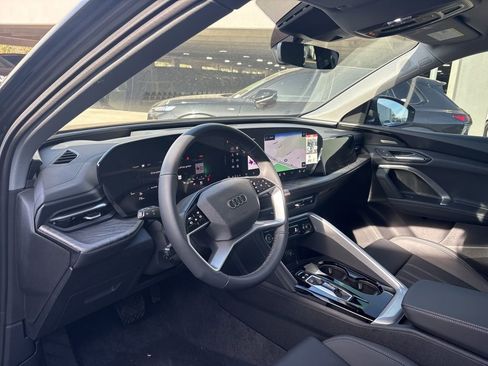 New 2025 Audi Q5 2.0T Premium Plus image 11