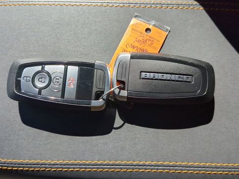 Certified 2024 Ford Bronco Badlands image 27