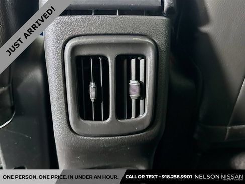 Used 2019 Jeep Compass Trailhawk AWD/4WD image 23