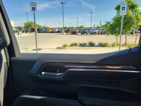 Used 2024 Chevrolet Silverado 1500 LT AWD/4WD image 13