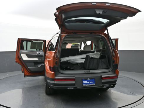 Used 2025 Hyundai Santa Fe Limited FWD image 53
