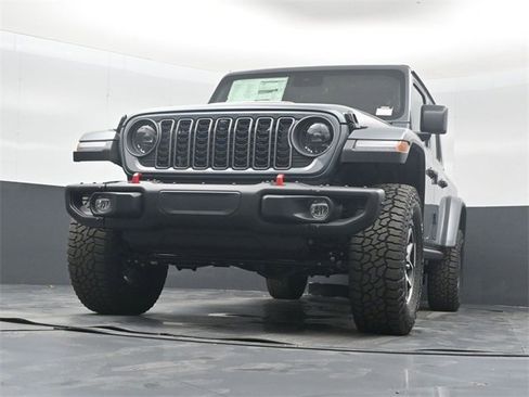 New 2025 Jeep Gladiator Rubicon image 43