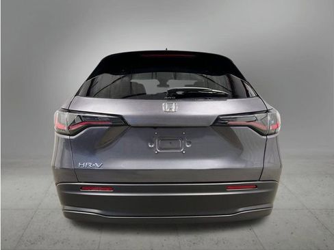 New 2026 Honda HR-V LX image 4