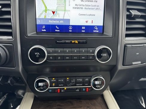 Used 2020 Ford Expedition Platinum image 15