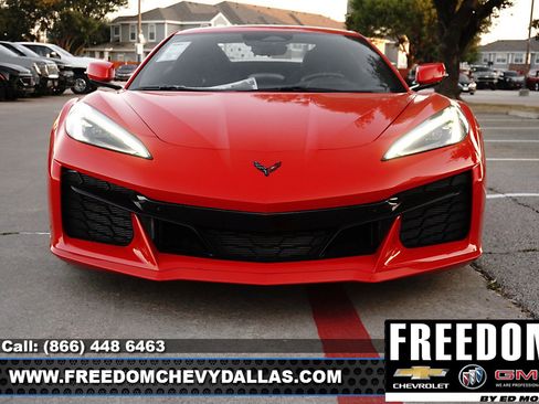 New 2025 Chevrolet Corvette Z06 image 2