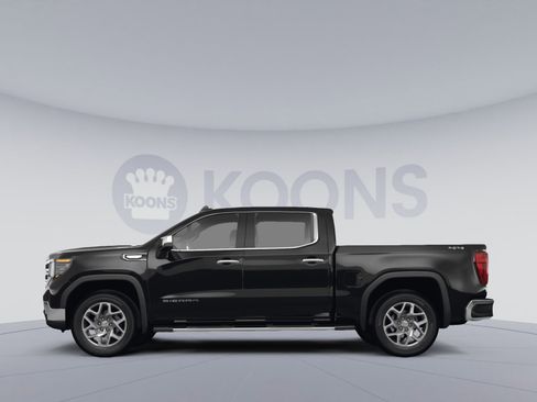 Used 2024 GMC Sierra 1500 SLT w/ SLT Premium Plus Package image 2