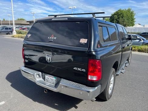 Used 2020 RAM 1500 Classic SLT w/ Luxury Group AWD/4WD image 5