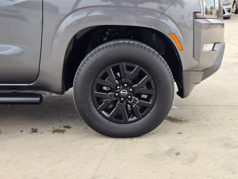 Used 2024 Nissan Frontier SV w/ SV Convenience Package image 33