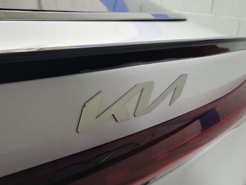 Used 2024 Kia K5 GT-Line w/ GT-Line Premium Package image 8