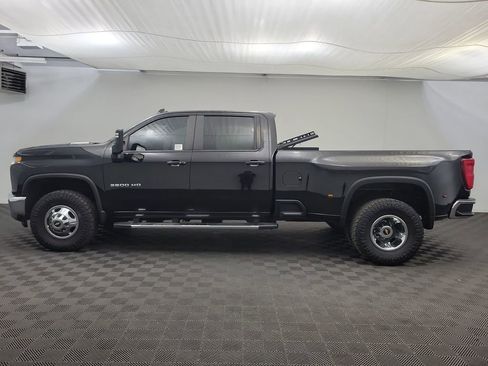 Used 2022 Chevrolet Silverado 3500 LT w/ All Star Edition image 2