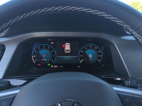 New 2026 Volkswagen Atlas Cross Sport SE image 10