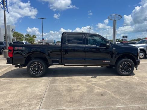 New 2025 Ford F250 Platinum image 8