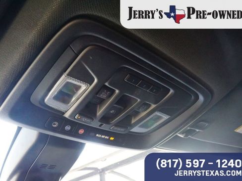 Used 2022 GMC Sierra 2500 AT4 w/ AT4 Premium Plus Package image 13