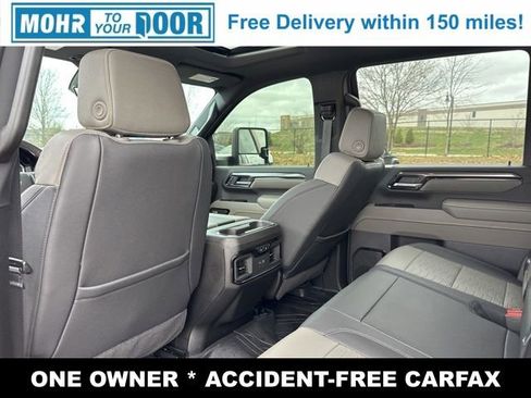 Used 2025 Chevrolet Silverado 2500 ZR2 w/ Technology Package image 32