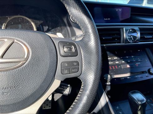 Used 2018 Lexus IS 300 F Sport image 20