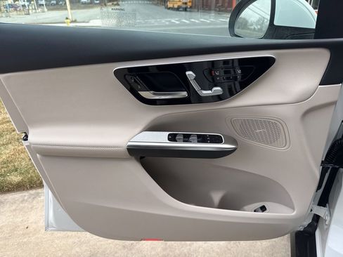 New 2026 Mercedes-Benz GLC 300 4MATIC image 17