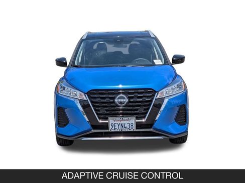 Used 2023 Nissan Kicks SV FWD image 4