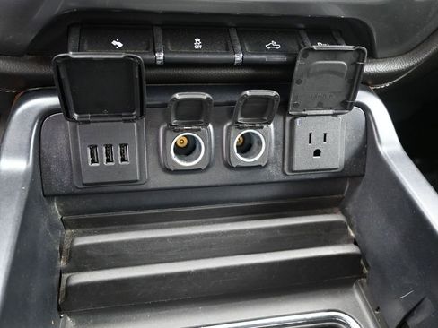 Used 2015 Chevrolet Silverado 1500 LTZ w/ LTZ Plus Package AWD/4WD image 24