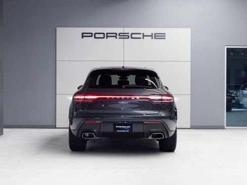 Certified 2026 Porsche Macan AWD/4WD image 6