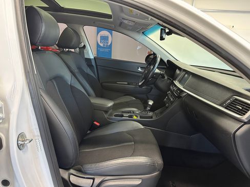 Used 2019 Kia Optima S w/ S Panoramic Sunroof Package image 22