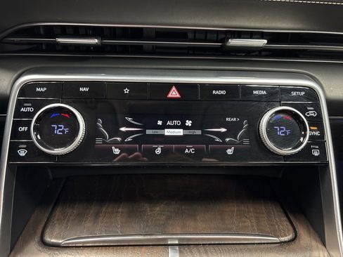 Used 2024 Genesis GV80 2.5T image 36