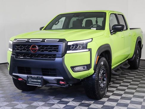 New 2026 Nissan Frontier PRO-4X w/ Pro-4x Convenience Package image 3