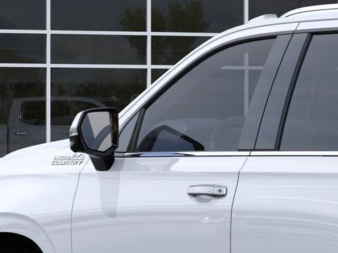 New 2026 Chevrolet Tahoe High Country w/ Sun And Tow Package AWD/4WD image 12