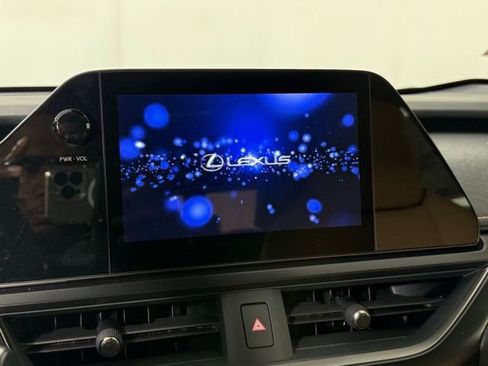 New 2026 Lexus UX 300h FWD image 16