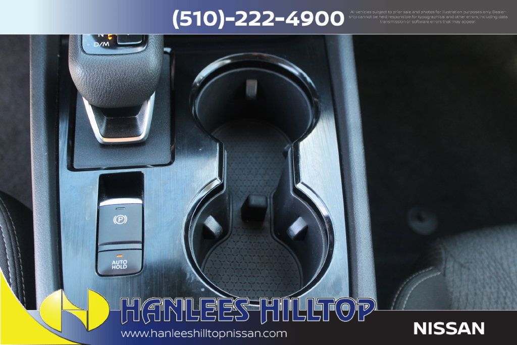 Used 2025 Nissan Rogue SV AWD/4WD image 22