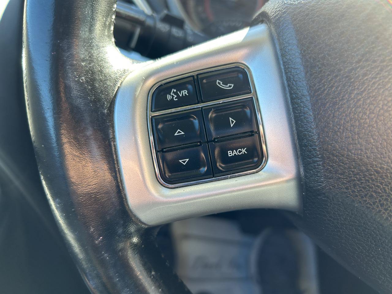 Used 2011 Dodge Journey SXT w/ Convenience Group I FWD image 18
