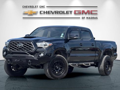Used 2020 Toyota Tacoma SR5 AWD/4WD image 7