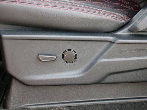 New 2026 Ford F250 XLT w/ XLT Premium Package image 24