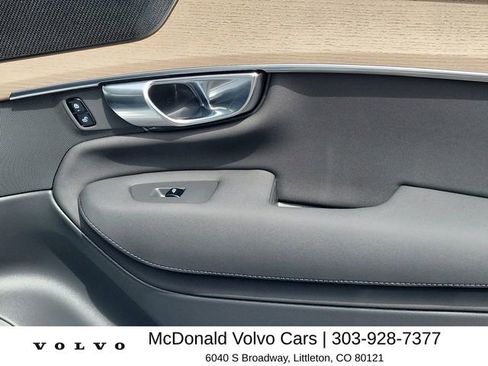 New 2026 Volvo XC90 B5 Plus w/ Protection Package Premier AWD/4WD image 18