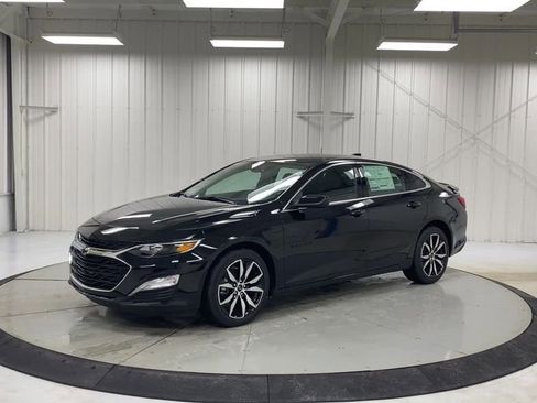 Used 2021 Chevrolet Malibu RS image 4