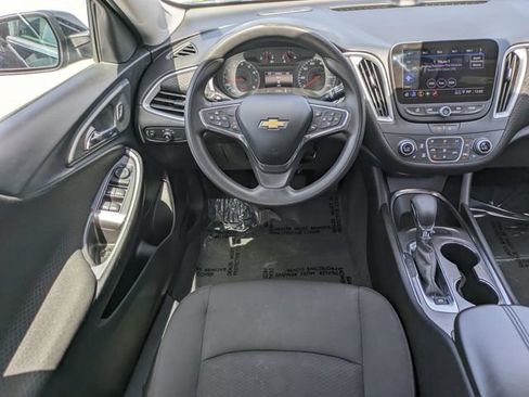 Used 2023 Chevrolet Malibu LT FWD image 15