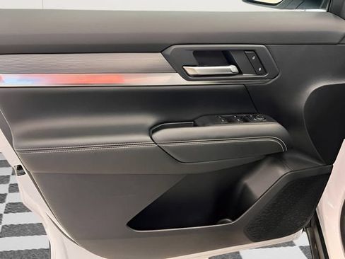 Certified 2025 GMC Terrain Elevation AWD/4WD image 13