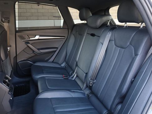 Used 2018 Audi SQ5 Prestige w/ Prestige Package AWD/4WD image 21