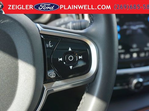 Used 2024 Volvo V60 B5 Cross Country Plus AWD/4WD image 25