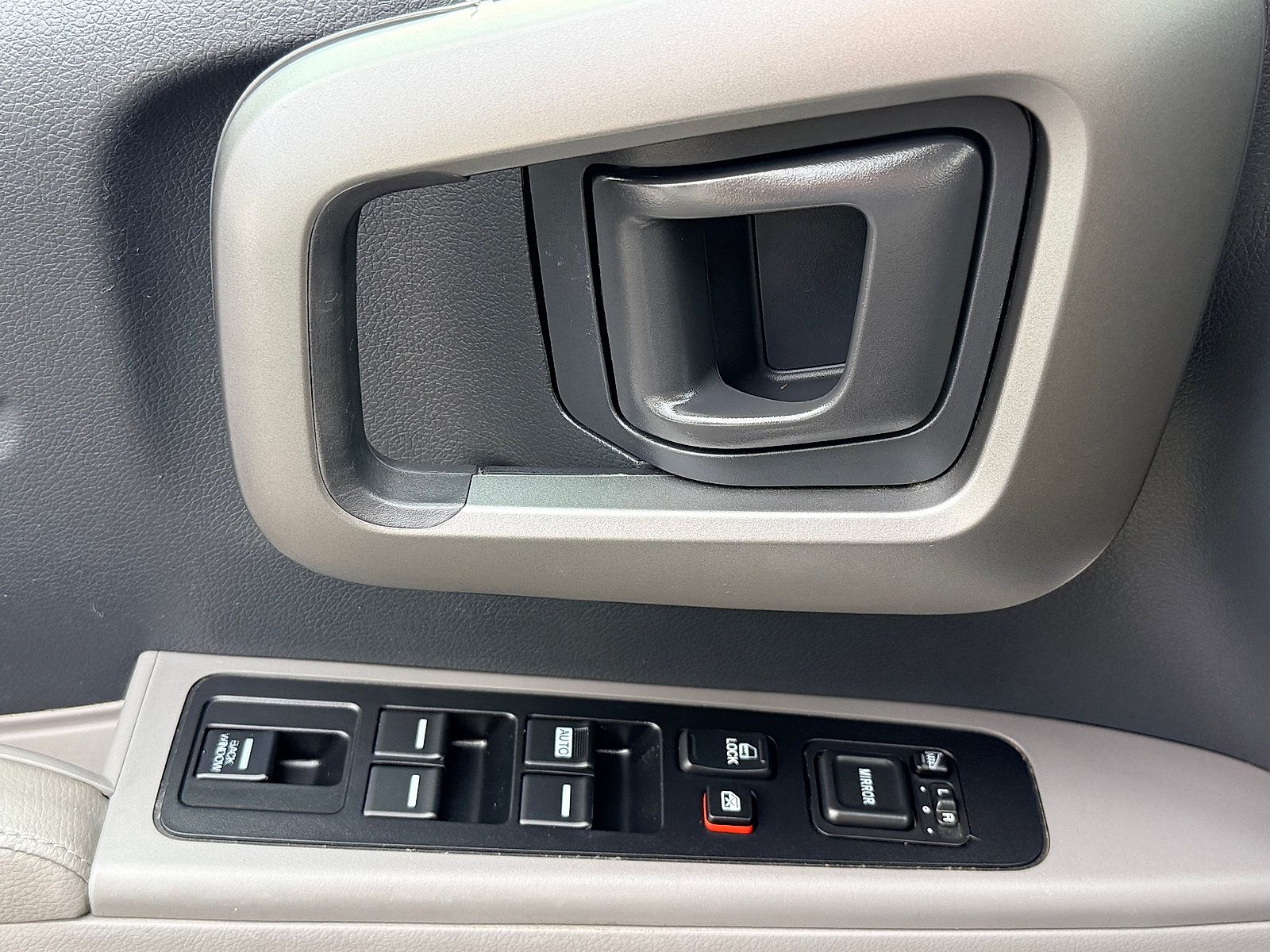 Used 2010 Honda Ridgeline RTL image 32