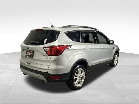 Used 2019 Ford Escape SEL AWD/4WD image 9
