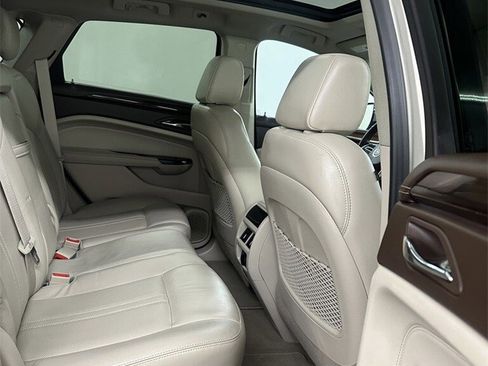 Used 2014 Cadillac SRX Luxury w/ Driver Awareness Package image 32