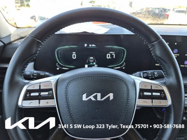 Certified 2024 Kia Telluride LX FWD image 28