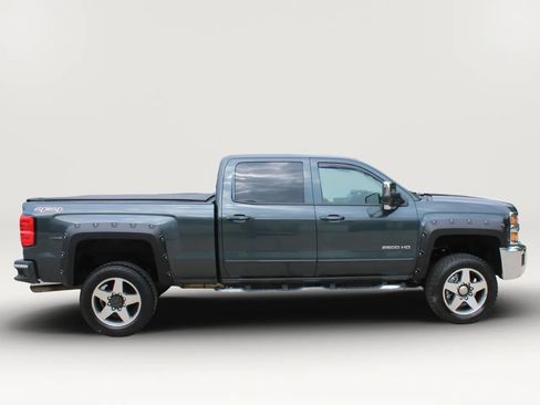 Used 2017 Chevrolet Silverado 2500 LT w/ All Star Edition AWD/4WD image 11