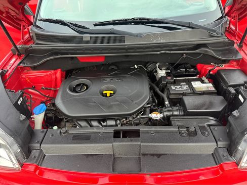 Used 2015 Kia Soul + FWD image 13