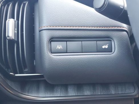 Certified 2025 Nissan Armada PRO-4X image 23